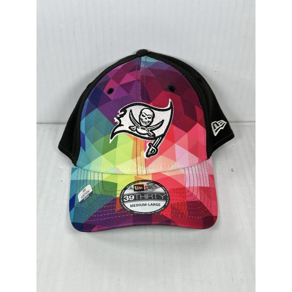 Size M/L New Era Tampa Bay Buccaneers 39THIRTY Crucial Catch Flex Fit Hat Cap